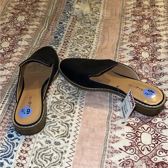 Brand new loafers! - Picture 2 of 3
